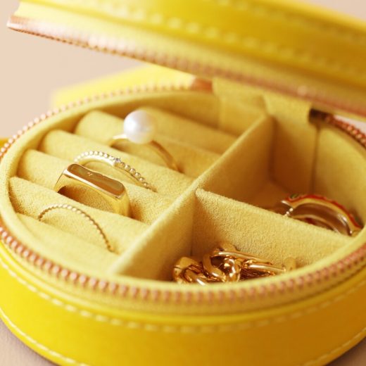 mini round travel jewellery case mustard 4x3a0326 900x900